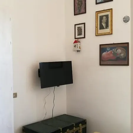 Alojamento de Acomodação e Pequeno-almoço Arvali Townhouse *